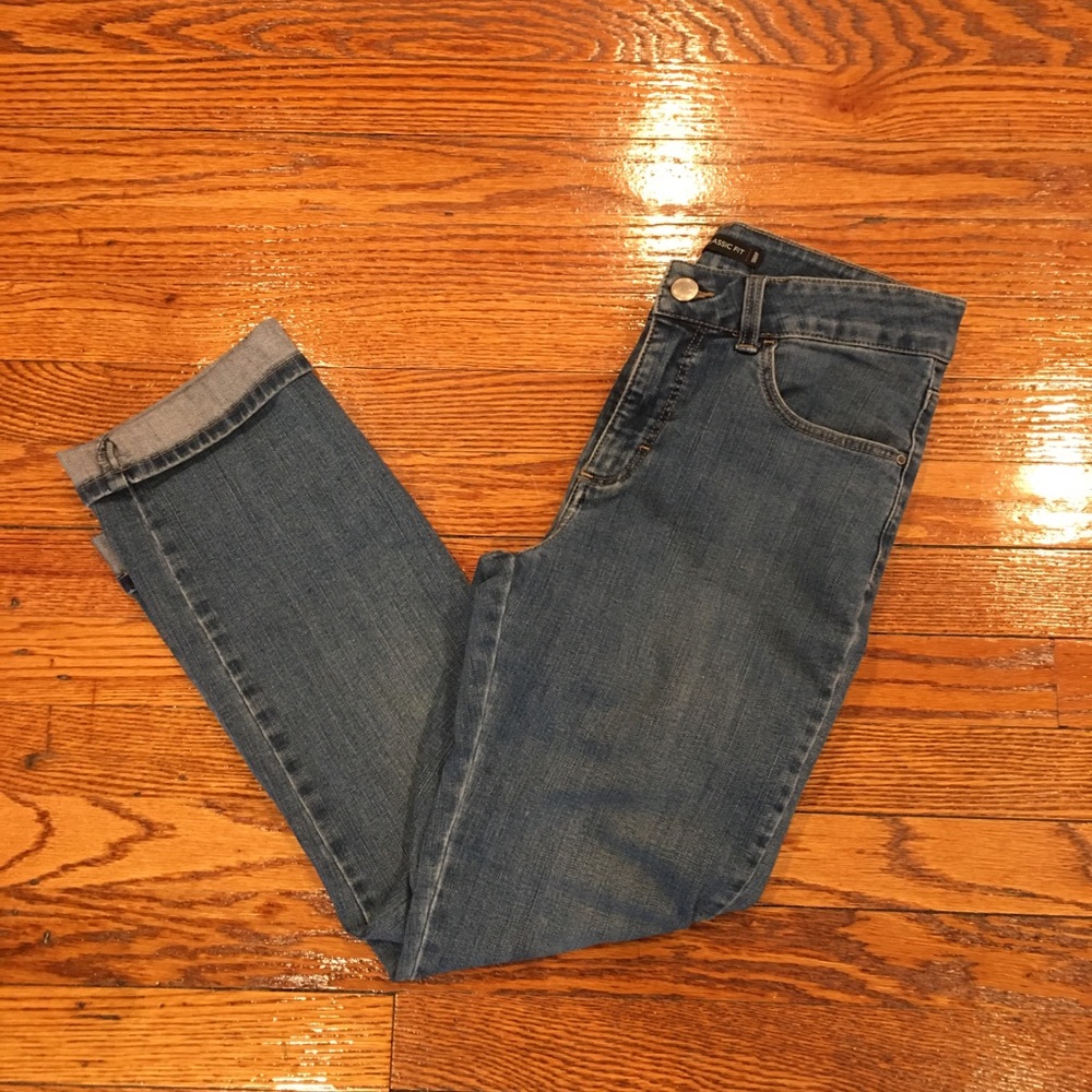 Lee Cropped Rolled Jeans 🔥💥3 for $25💥🔥